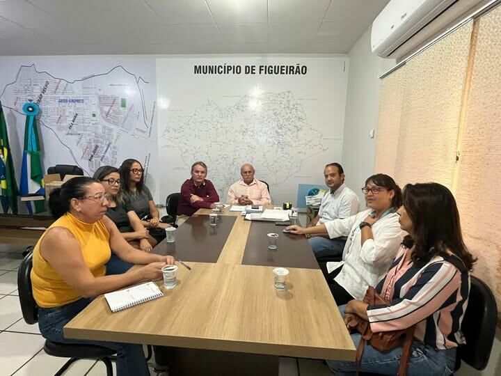 Imagem de compartilhamento para o artigo Figueirão discute avanços na educação com representante do Sistema Aprende Brasil da MS Todo dia